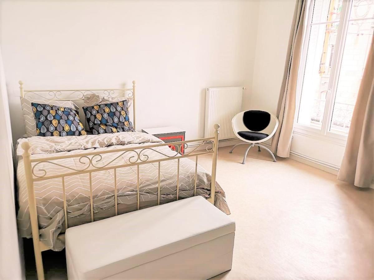 Greyhound - Grand Appartement Centre-Ville Суасон Экстерьер фото